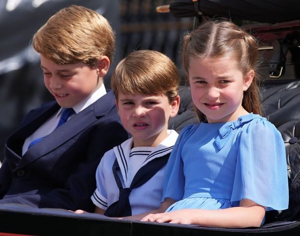 Hai nhóc tỳ nhà Hoàng tử William và Công nương Kate 