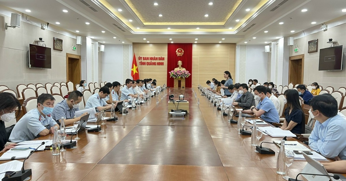 Bộ Giáo dục và Đào tạo kiểm tra trách nhiệm quản lý nhà nước về giáo dục trên địa bàn tỉnh Quảng Ninh.