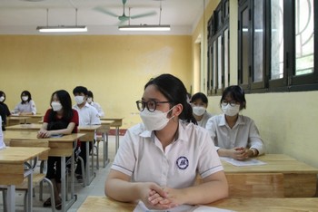 Thí sinh dự thi vào lớp 10 tại Hà Nội năm 2022