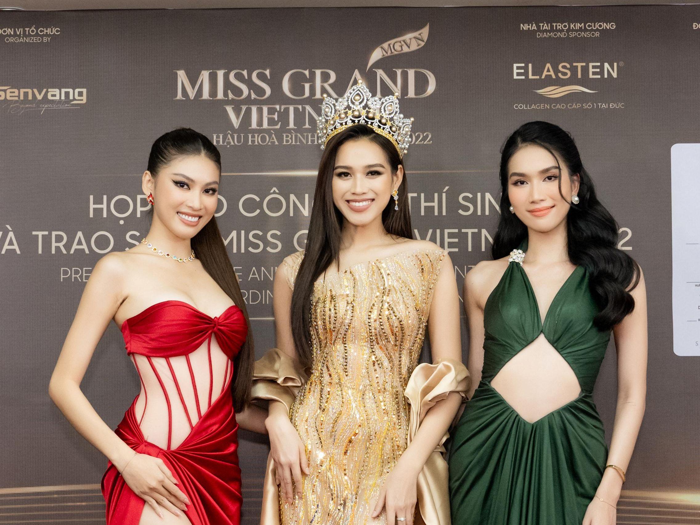Hoa hậu Thùy Tiên diện váy nóng bỏng tại Miss Grand Vietnam 2022