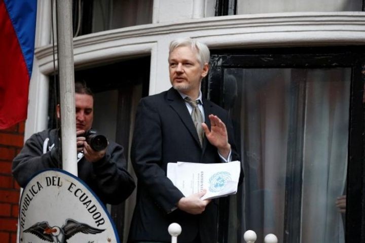 WikiLeaks sẽ chia sẻ dữ liệu "quan trọng" về chiến dịch của Hillary Clinton