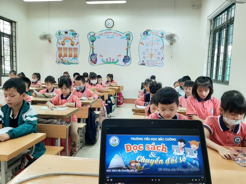 Trường học Lào Cai đa dạng hoạt động hưởng ứng ngày 'Chuyển đổi số quốc gia' ảnh 1