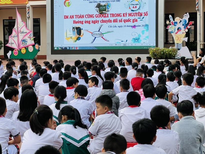 Trường học Lào Cai đa dạng hoạt động hưởng ứng ngày 'Chuyển đổi số quốc gia' ảnh 2