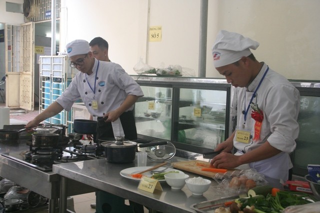 Nấu ăn là nghề hầu hết sinh viên có việc làm ngay sau tốt nghiệp