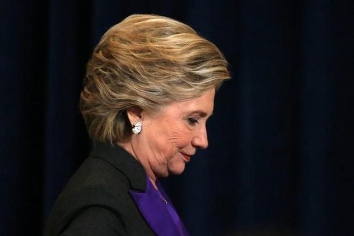 Bà Clinton cáo buộc FBI gây ra thảm bại trước Donald Trump