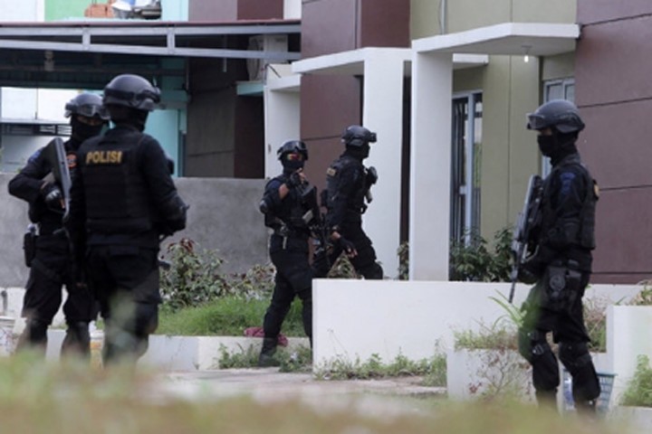 Indonesia phá âm mưu đánh bom đồn cảnh sát dịp năm mới