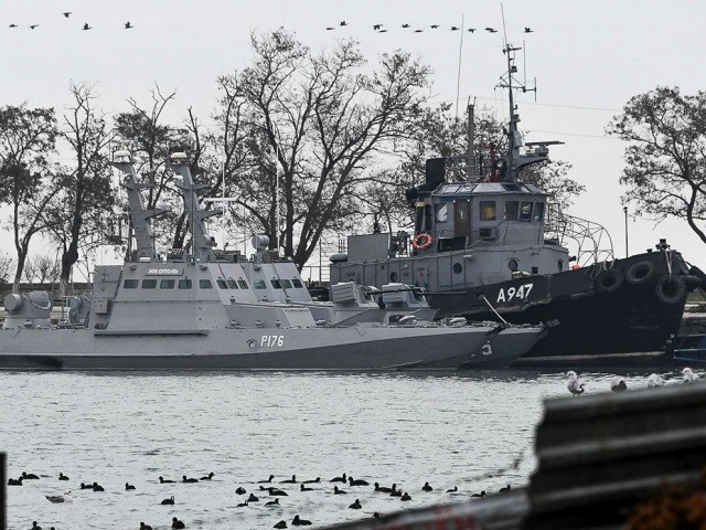 Tàu Ukraine bị Nga bắt giữ