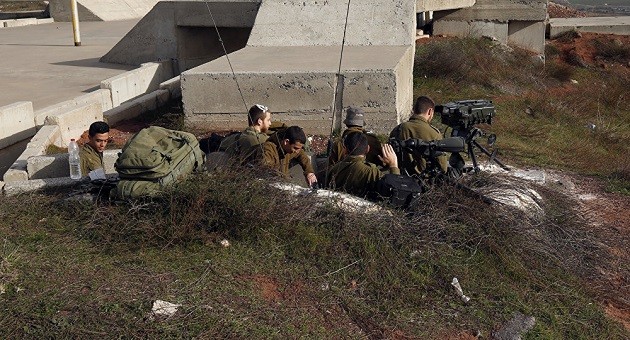 Binh lính Israel chiếm lại một số vị trí từ tay Israel trên cao nguyên Golan gần biên giới với Syria