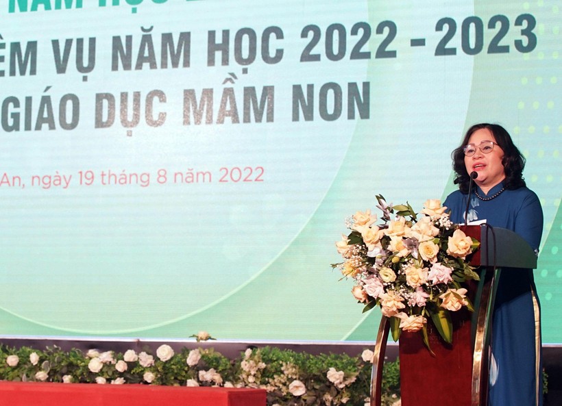 Thứ trưởng Ngô Thị Minh phát biểu kết luận tại Hội nghị Tổng kết năm học GDMN