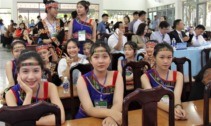 Hội thi Giai điệu tuổi hồng tại Đắk Lắk thu hút đông đảo học sinh tham gia ảnh 3