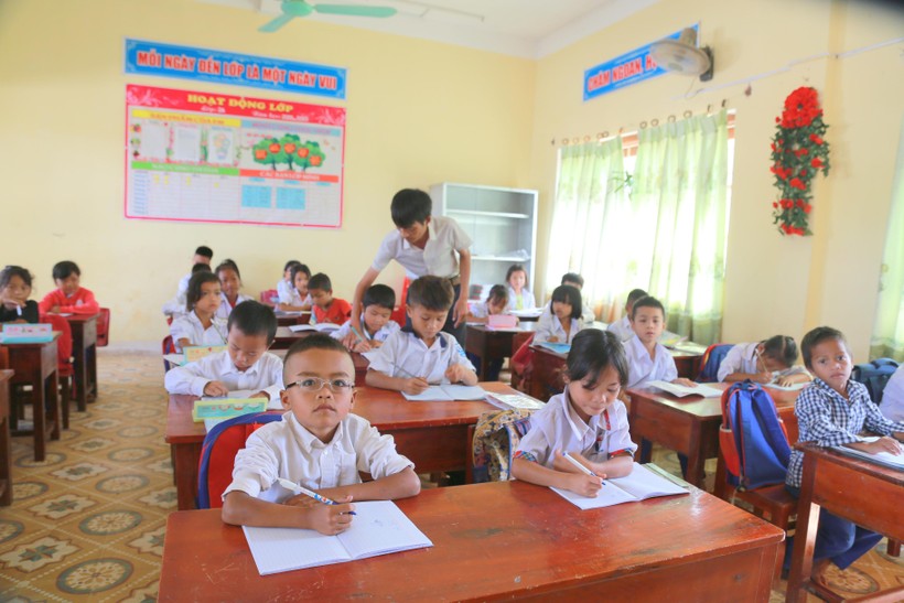 Khắc phục tình trạng thiếu giáo viên ở vùng khó Quảng Trị ảnh 3