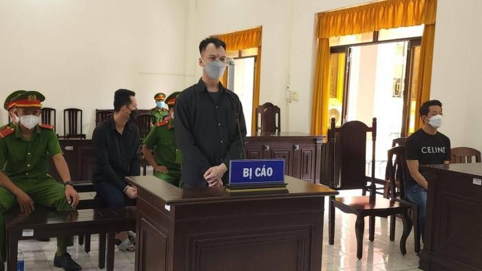Bị cáo Mai Hữu Hòa tại phiên tòa xét xử.