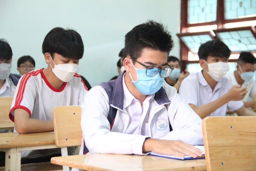Thí sinh Kon Tum tham dự kỳ thi tốt nghiệp THPT 2022.