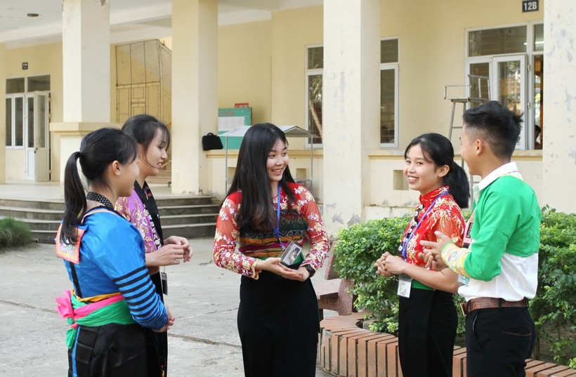 Học sinh Trường THPT Mường Lát (Thanh Hóa)