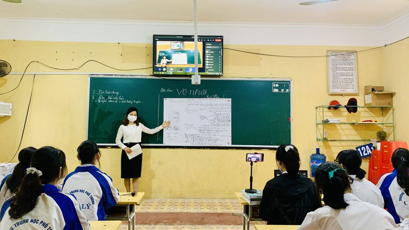 Học sinh Bắc Giang sẽ tạm dừng đến trường học trực tuyến phòng dịch Covid-19.
