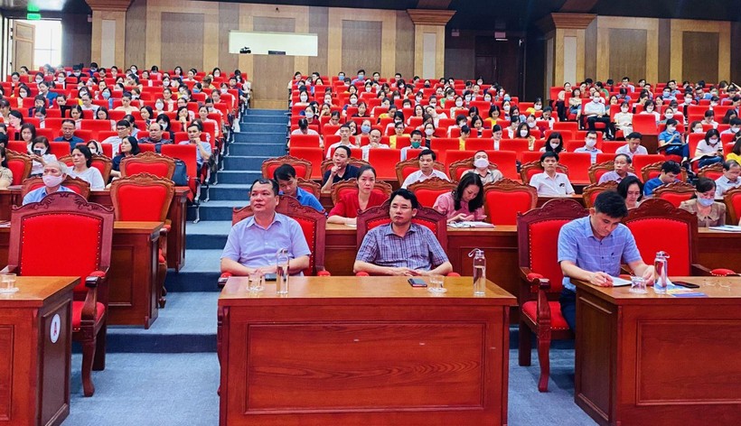Bắc Giang: Bồi dưỡng chính trị hè cho cán bộ quản lý, giáo viên ảnh 1