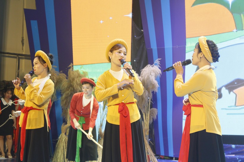 Bế mạc Liên hoan 'Tiếng hát Nhà giáo thành phố Từ Sơn' năm 2022 ảnh 1