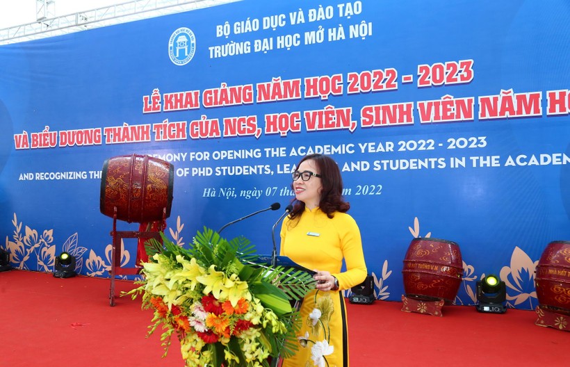 Trường ĐH Mở Hà Nội chào đón hơn 3.600 tân sinh viên ảnh 2