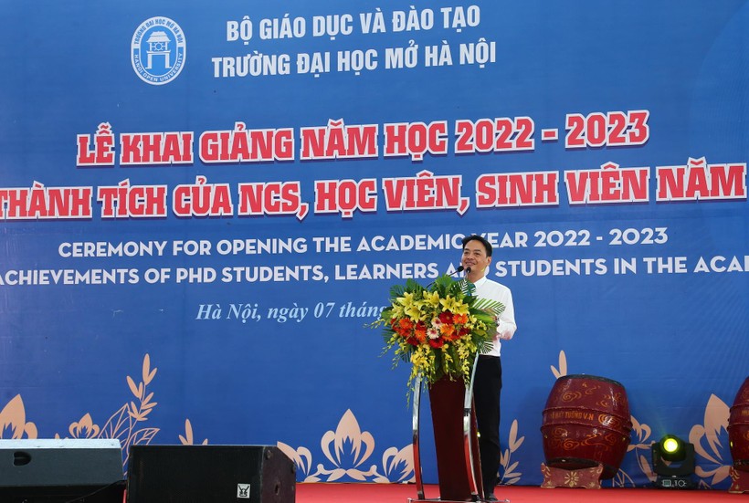 Trường ĐH Mở Hà Nội chào đón hơn 3.600 tân sinh viên ảnh 1