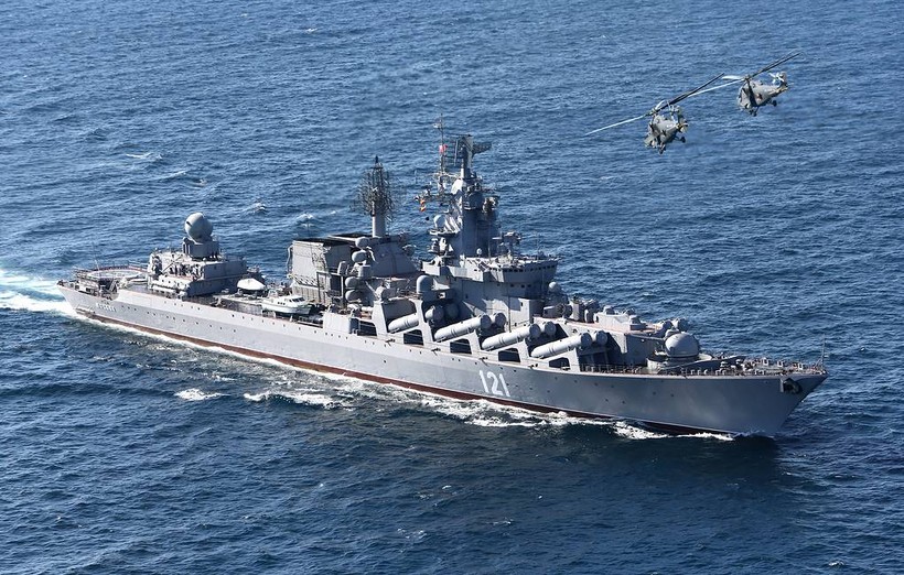 Tàu tuần dương Moskva.