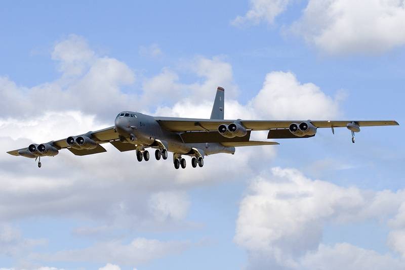 Chiếc B-52 Stratofortress của Hoa Kỳ một lần nữa tiếp cận biên giới Nga