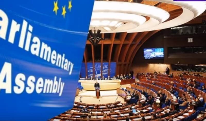Châu Âu bỏ phiếu cho sự trở lại của Nga trong Hội đồng Nghị viện