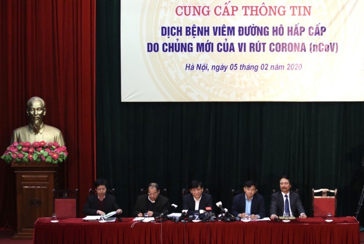 Thứ trưởng bộ Y tế Nguyễn Thanh Long: Không nhất thiết phải đeo khẩu trang mọi lúc