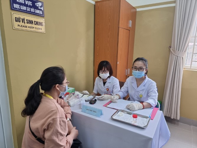 Người có hộ chiếu vắc-xin có thể không phải cách ly khi nhập cảnh vào Việt Nam.