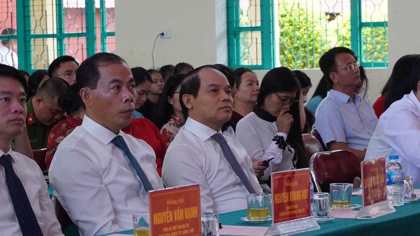 Bí thư tỉnh ủy Lạng Sơn: Không ngừng cải tiến dạy học theo hướng tư duy sáng tạo ảnh 2