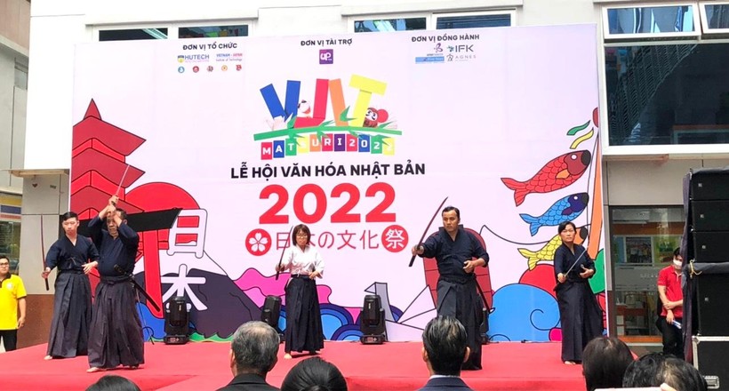 Sinh viên VJIT háo hức khám phá Lễ hội văn hoá Nhật Bản MATSURI 2022 ảnh 3