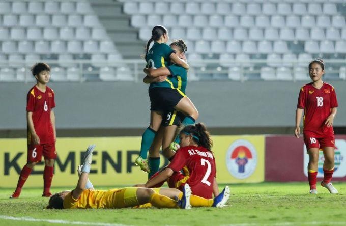Bất lợi thể hình, Việt Nam thua Australia ở chung kết U18 nữ Đông Nam Á  ảnh 1