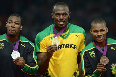 Usain Bolt trở thành huyền thoại Olympic