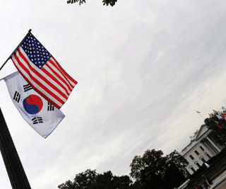Mỹ - Hàn tuyên bố tập trận &quot;Đại bàng non&quot;