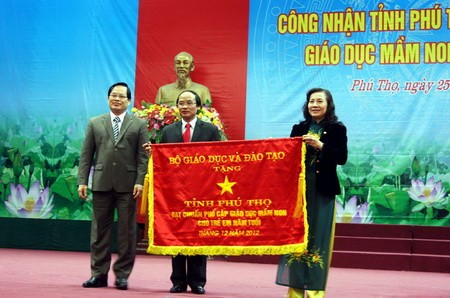 Phú Thọ được công nhận đạt chuẩn PCGD mầm mon cho trẻ em 5 tuổi