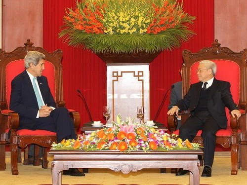 Tổng Bí thư tiếp Ngoại trưởng Hoa Kỳ John Kerry