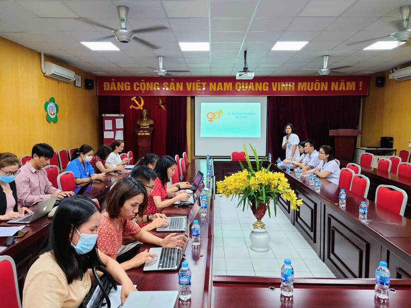 Hội thảo "Xu hướng tình dục quá mức" do Viện Sức khỏe Tâm thần, Bệnh viện Bạch Mai tổ chức.