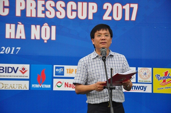 Nhà báo Hồ Minh Chiến - Tổng Biên tập Báo Gia đình Việt Nam, Trưởng Ban tổ chức giải công bố khai mạc bóng đá các cơ quan báo chí toàn quốc Press Cup 2017
