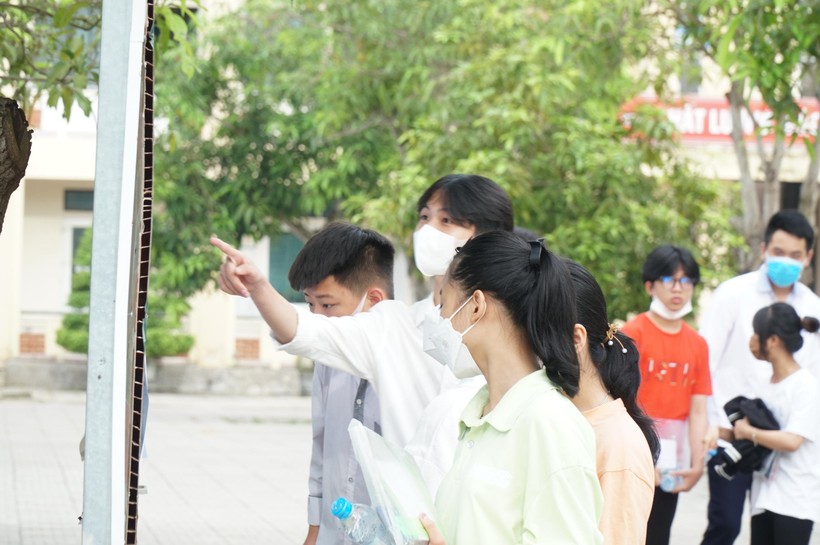 Các Trường THPT trên địa bàn Nghệ An bắt đầu công bố điểm tuyển sinh vào lớp 10 năm học 2022-2023