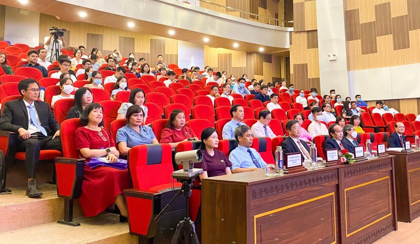Hơn 350 nhà khoa học tham gia Hội nghị sau đại học - nghiên cứu sinh quốc tế về Y Dược ảnh 1