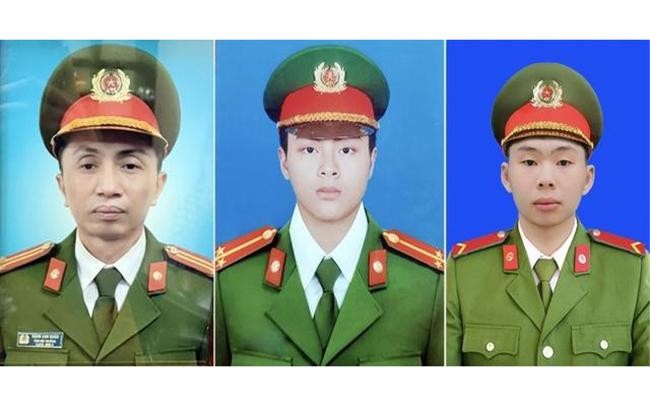 3 chiến sỹ anh dũng hy sinh khi làm nhiệm vụ chữa cháy, từ phải qua: Đặng Anh Quân, Đỗ Đức Việt, Nguyễn Đình Phúc.