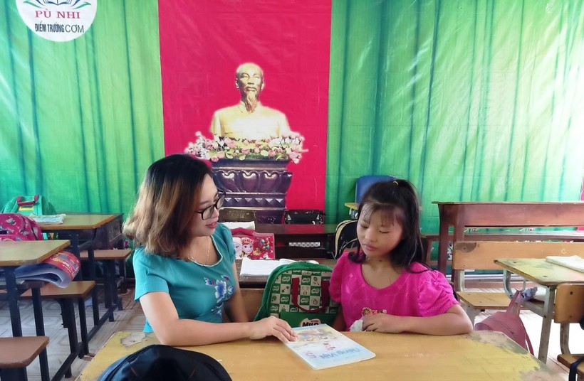 Nữ giáo viên người Mông và hành trình ‘rèn’ phát âm cho trẻ ảnh 1