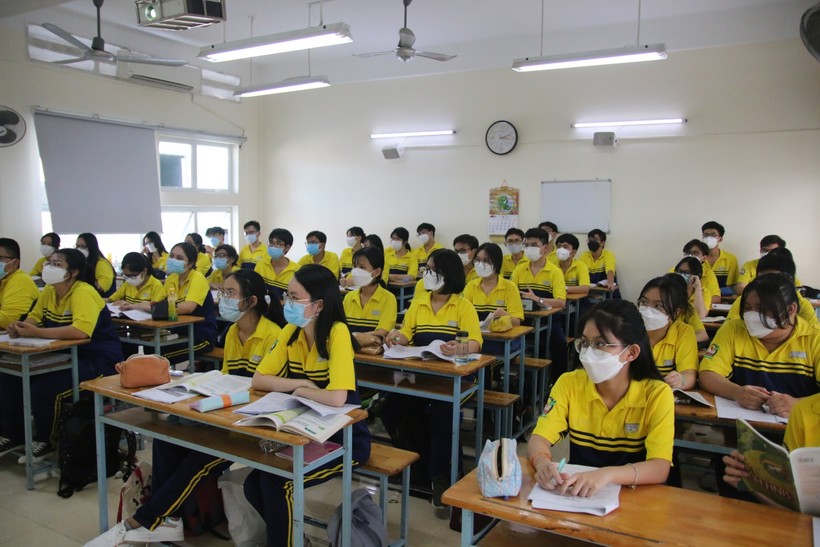 Một tiết học của học sinh Trường THPT Bùi Thị Xuân, quận 1. Ảnh: Nam Sơn.