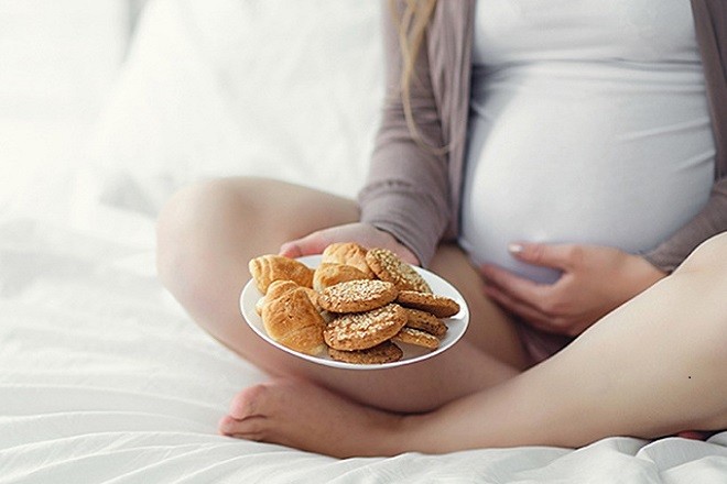 3 món mẹ bầu nên ăn vào buổi tối giúp tăng cường sức đề kháng cho mẹ và con
