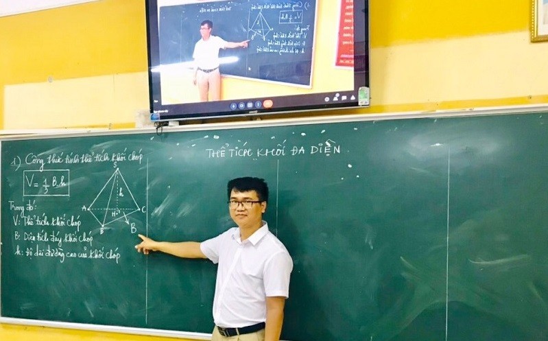 Thầy giáo Bùi Thái Nam.