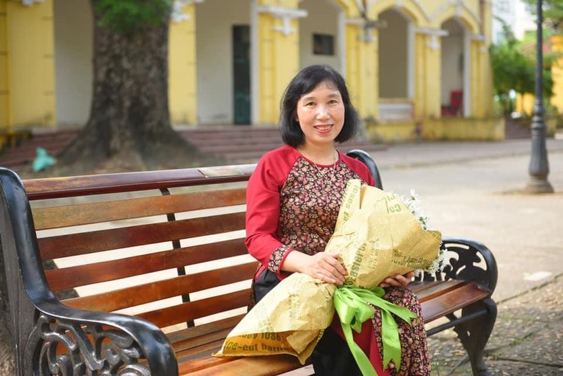 Cô Nguyễn Thị Kim Hoa - giáo viên Trường THPT Chu Văn An (quận Tây Hồ, Hà Nội). Ảnh: TG.