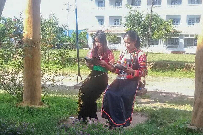 Phần đa học sinh Trường THPT DTNT Ka Lăng đều là con em đồng bào dân tộc Hà Nhì, với truyền thống hiếu học cao.