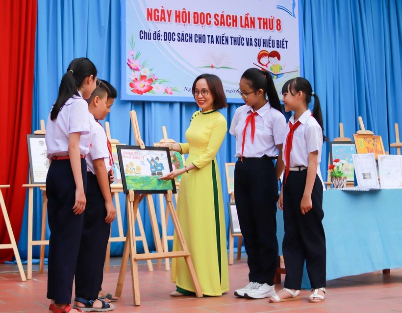 CLB Em yêu văn học của Trường THCS Trần Đại Nghĩa (quận Ngũ Hành Sơn, TP Đà Nẵng) giúp học sinh rèn luyện khả năng viết, khơi gợi niềm yêu thích văn học và có thói quen đọc sách. 