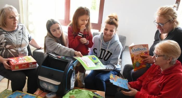 Tìm giải pháp cho học sinh Ukraine nhập cư ảnh 1