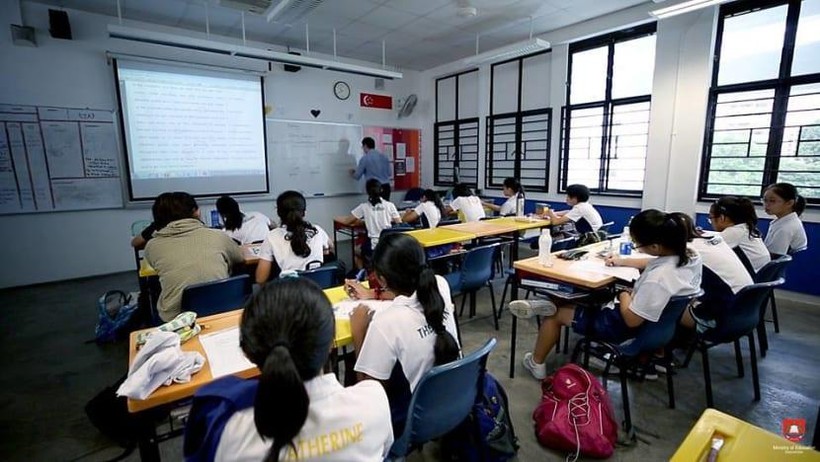 Singapore tìm cách giữ chân giáo viên ảnh 1