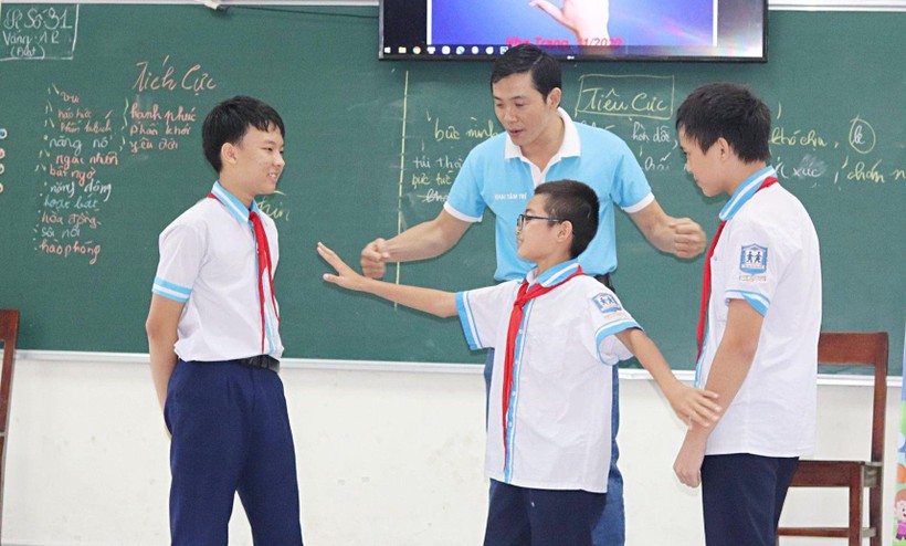 Chương trình giáo dục kỹ năng sống của khối 7, 8 Trường Hermann Gmeiner Nha Trang. Ảnh minh họa
